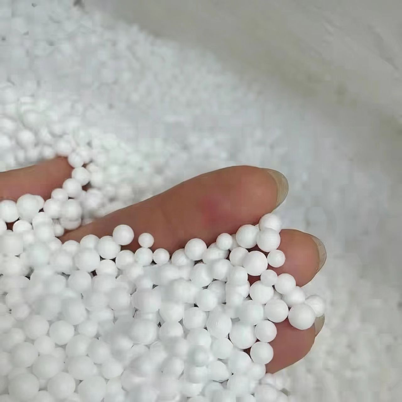 White Foam Balls for Bean Bags - Baby Products Wholesale review and price